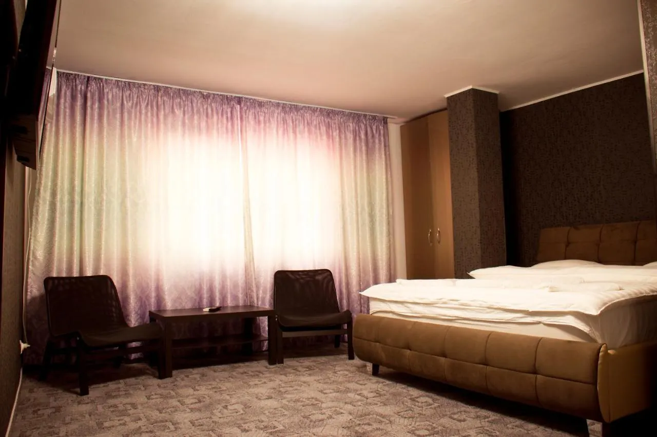 Gasthuis Ely'S Mansion Hotel Boekarest Roemenië